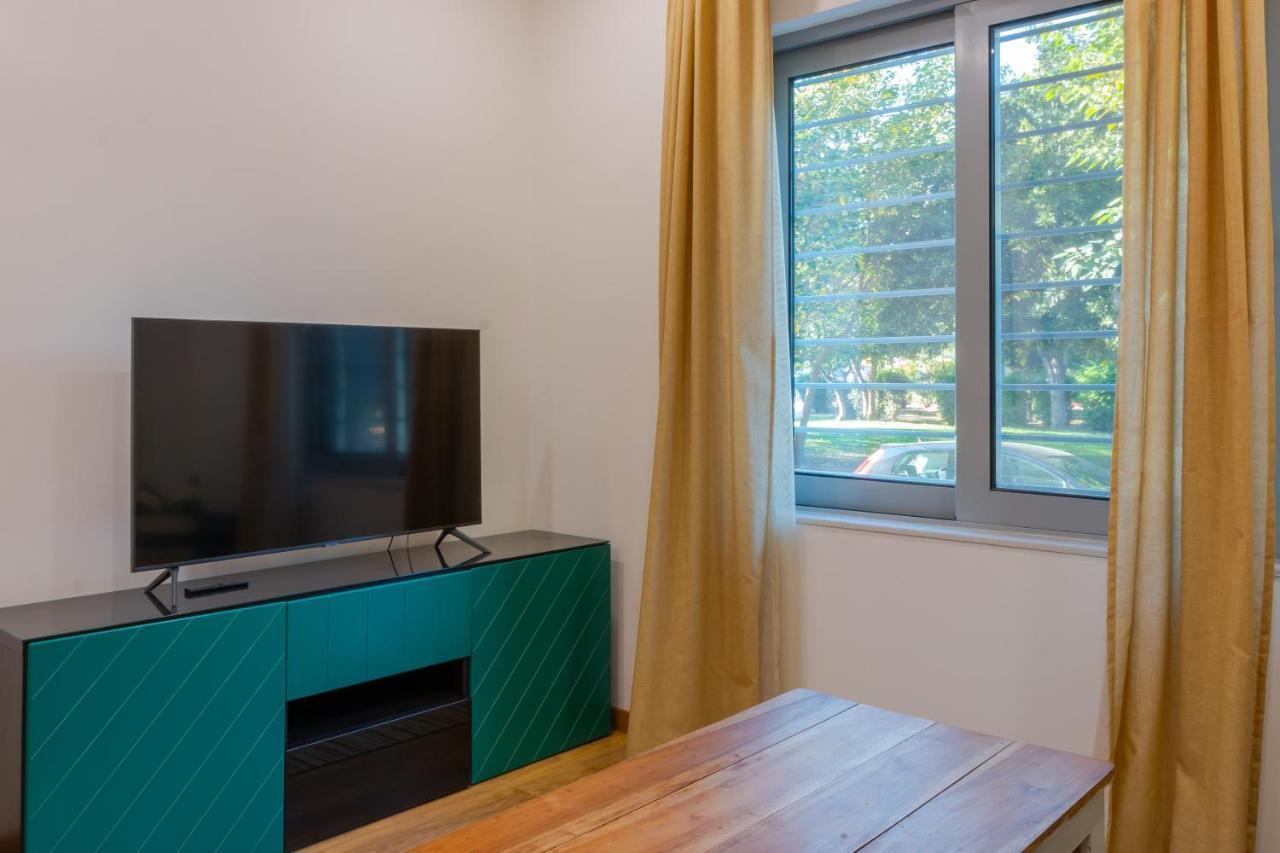 Academia Apartments By The Park Athén Kültér fotó